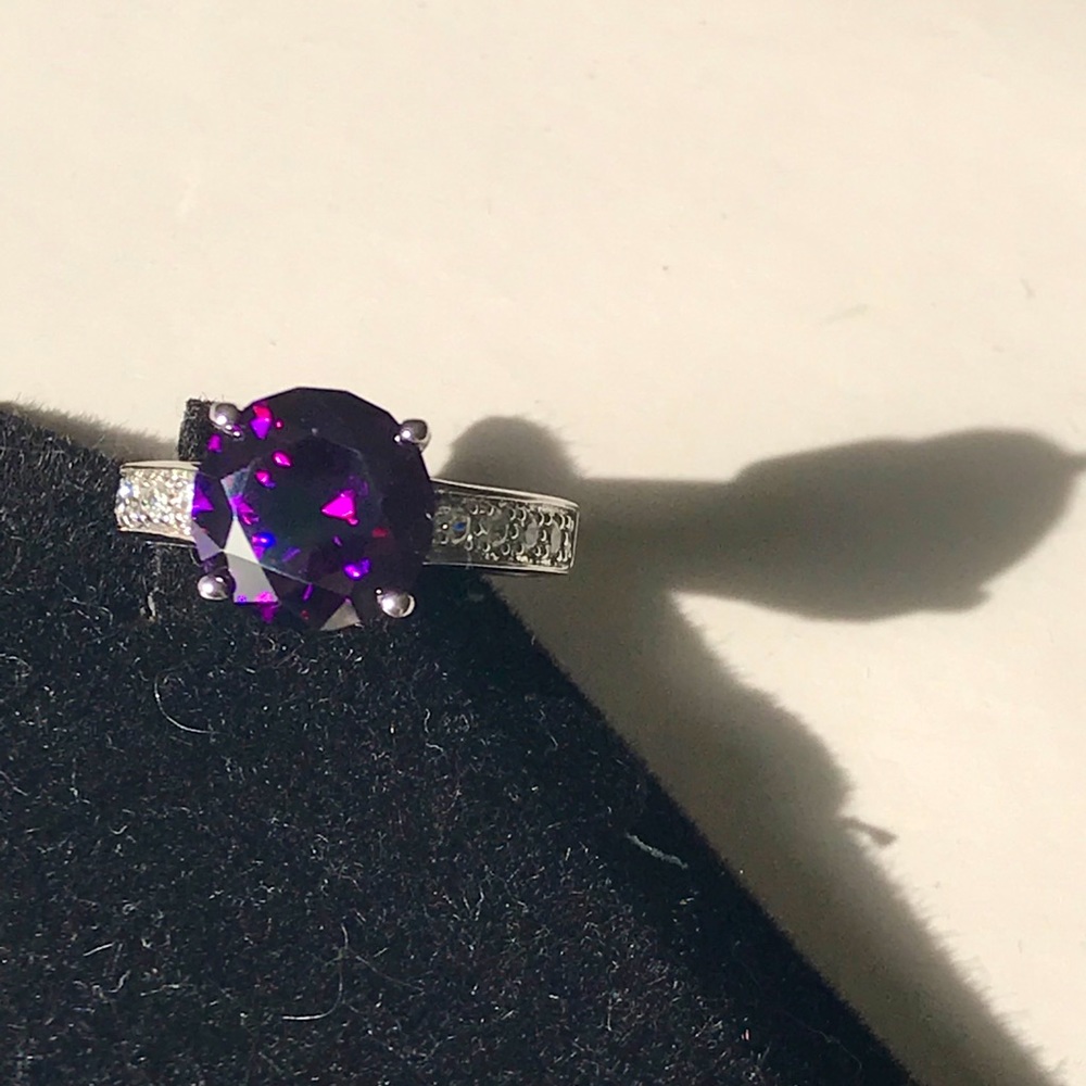 Purple stone ring s5.5